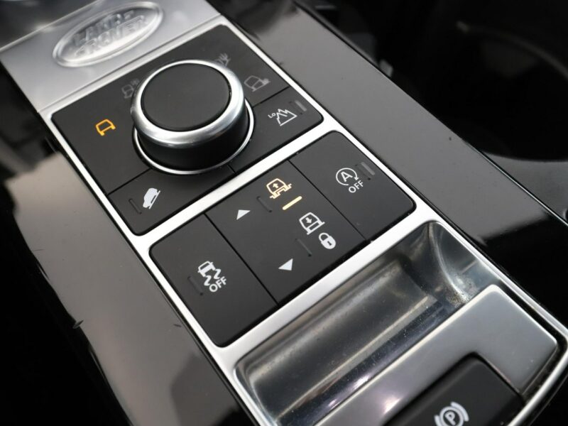 Land Rover Discovery FV23 AWD Landmark Edt 7os. Virtual ACC Navi Grzana Skóra Meridian LED V (2017-)