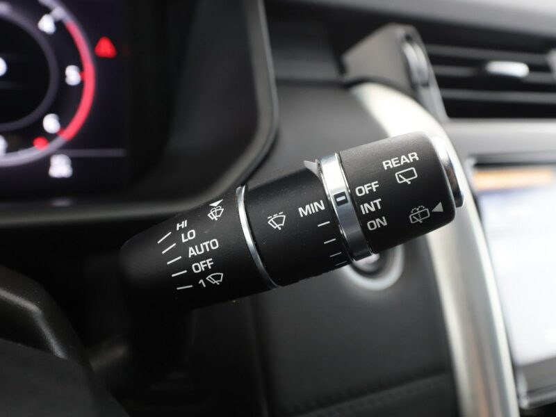 Land Rover Discovery FV23 AWD Landmark Edt 7os. Virtual ACC Navi Grzana Skóra Meridian LED V (2017-)