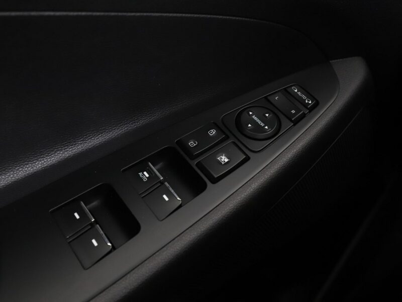 Hyundai Tucson 4x4 automat full LED skóra panorama navi klima auto gzrane fotele i ki III (2015-2020)