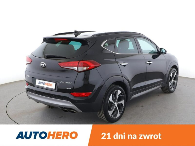 Hyundai Tucson 4x4 automat full LED skóra panorama navi klima auto gzrane fotele i ki III (2015-2020)