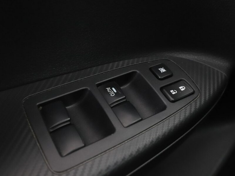 Mitsubishi Eclipse Cross klima auto grzane fotele i kanapa kamera i czujniki parkowania VI (2018-)