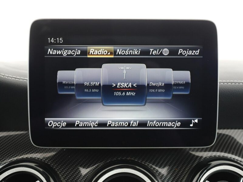 Mercedes GLA 180 Urban AMG Automat Panorama Nawigacja Tempomat Grzana Skóra Kamera LED