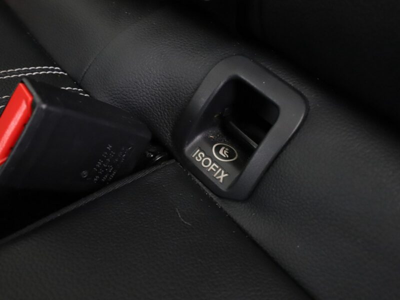 Mercedes GLA 180 Urban AMG Automat Panorama Nawigacja Tempomat Grzana Skóra Kamera LED