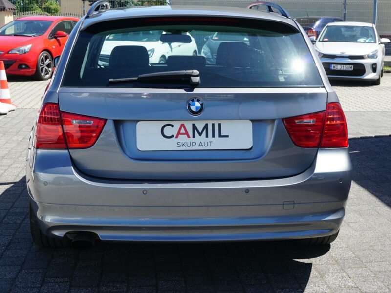 BMW 318 zarejestrowany, ubezpieczony E90 (2005-2012)
