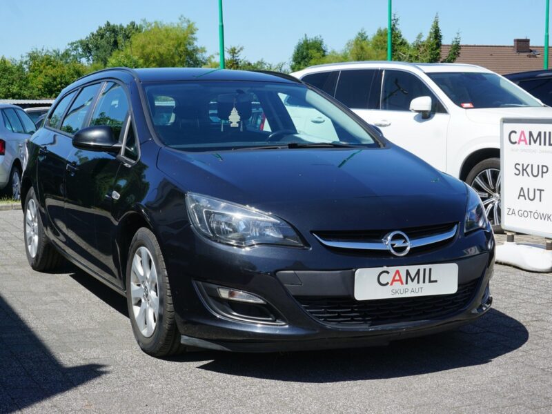 Opel Astra zarejestrowany, ubezpieczony J (2009-2019)
