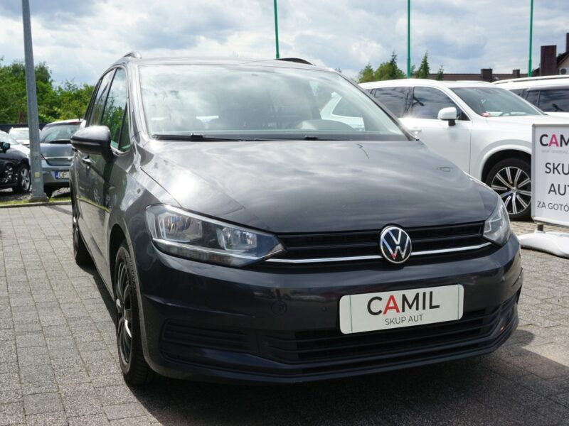Volkswagen Touran polski salon III (2015-)
