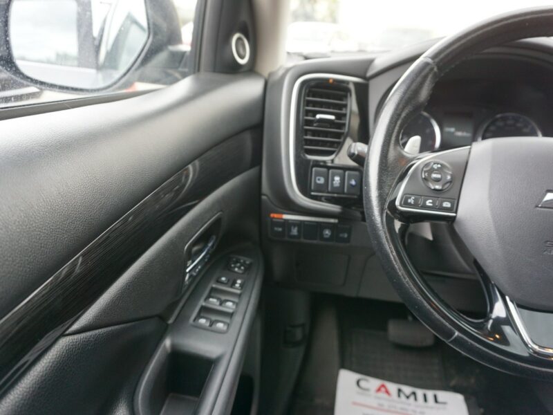 Mitsubishi Outlander polski salon, I właściciel III (2012-)