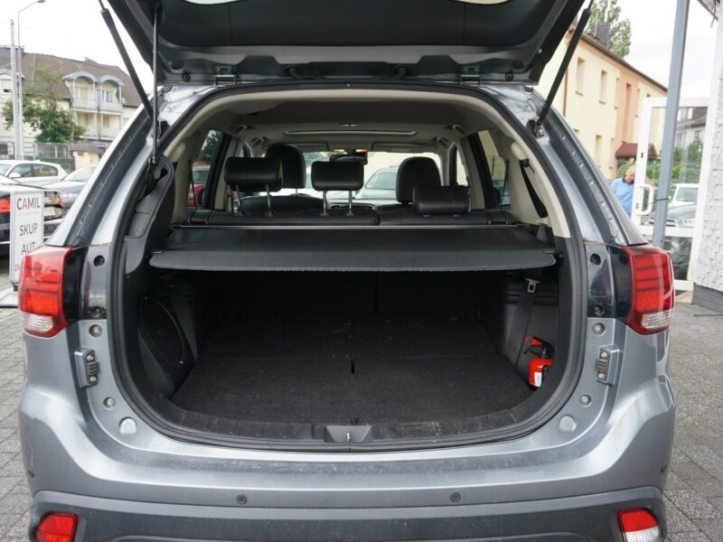 Mitsubishi Outlander polski salon, I właściciel III (2012-)