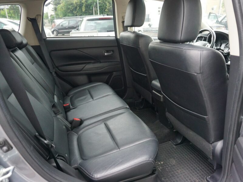 Mitsubishi Outlander polski salon, I właściciel III (2012-)