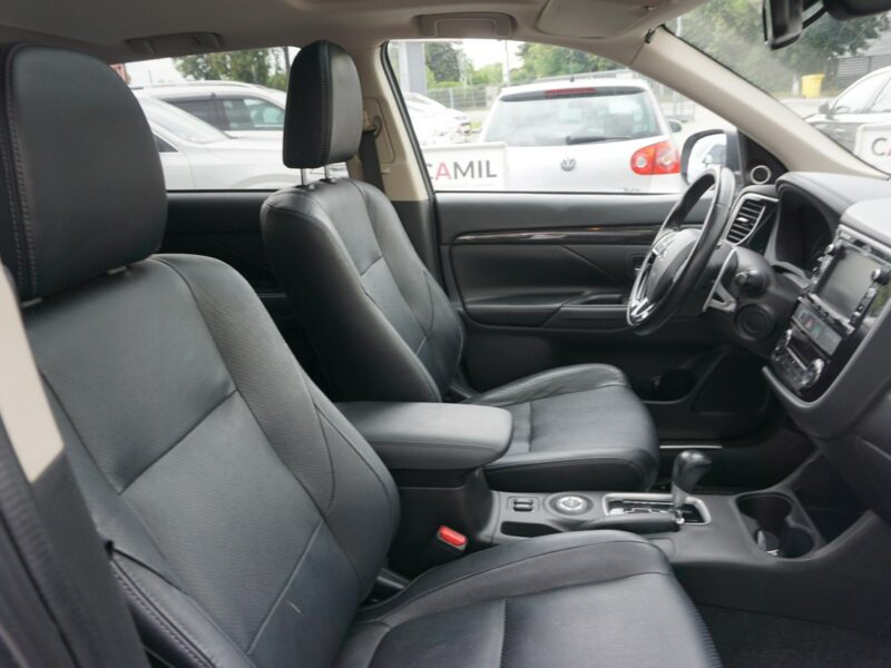 Mitsubishi Outlander polski salon, I właściciel III (2012-)