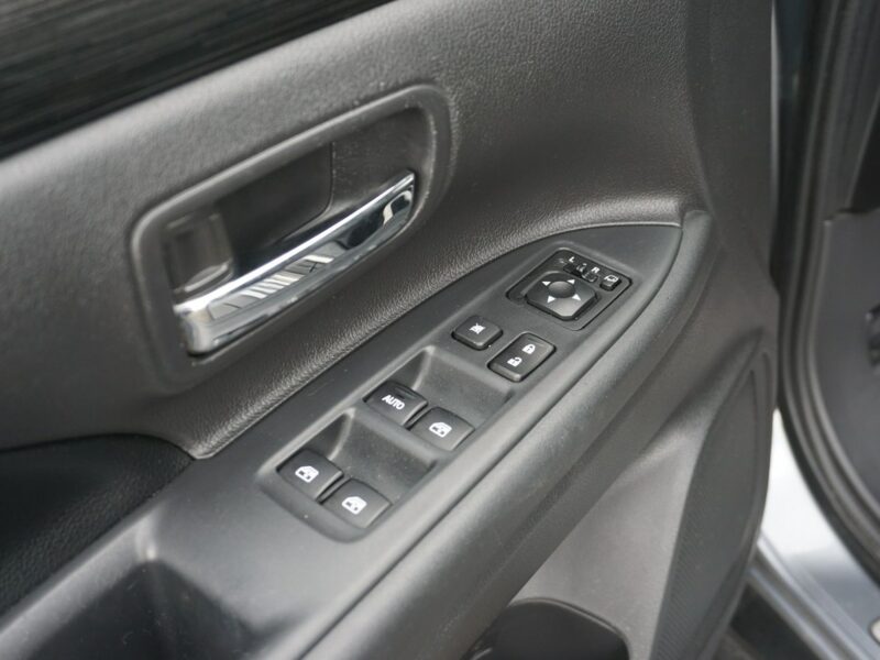 Mitsubishi Outlander polski salon, I właściciel III (2012-)