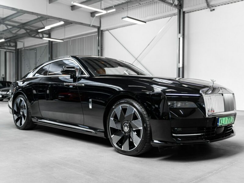 Rolls-Royce Spectre Bezwypadkowy. Launch Package. Bespoke. Black Diamond. Gwarancja.