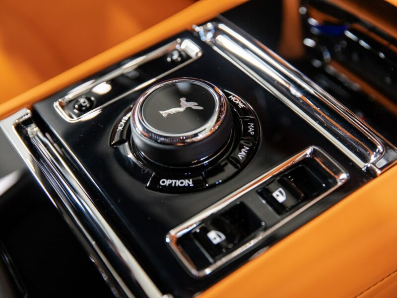 Rolls-Royce Spectre Bezwypadkowy. Launch Package. Bespoke. Black Diamond. Gwarancja.