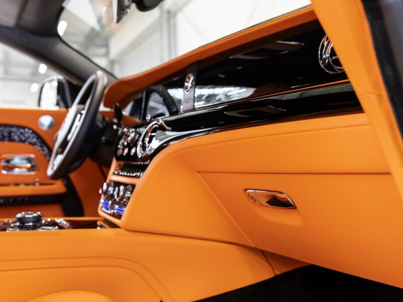 Rolls-Royce Spectre Bezwypadkowy. Launch Package. Bespoke. Black Diamond. Gwarancja.