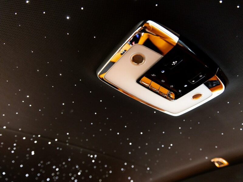 Rolls-Royce Spectre Bezwypadkowy. Launch Package. Bespoke. Black Diamond. Gwarancja.