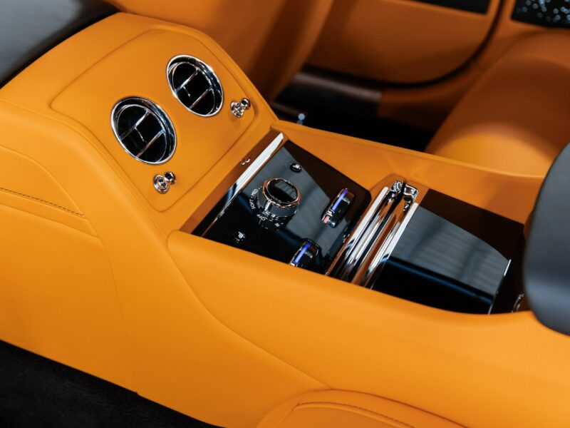 Rolls-Royce Spectre Bezwypadkowy. Launch Package. Bespoke. Black Diamond. Gwarancja.