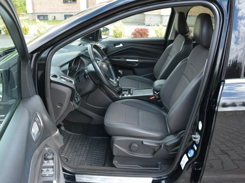Ford Kuga Titanium 4WD Ledy Bi-xenon Skóry Navi Kamera Park Assist el.klapa II (2012-)