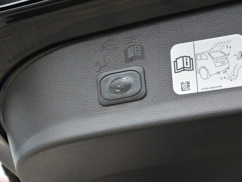 Ford Kuga Titanium 4WD Ledy Bi-xenon Skóry Navi Kamera Park Assist el.klapa II (2012-)