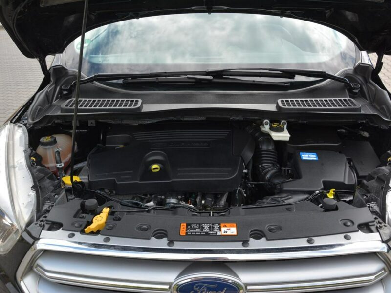 Ford Kuga Titanium 4WD Ledy Bi-xenon Skóry Navi Kamera Park Assist el.klapa II (2012-)