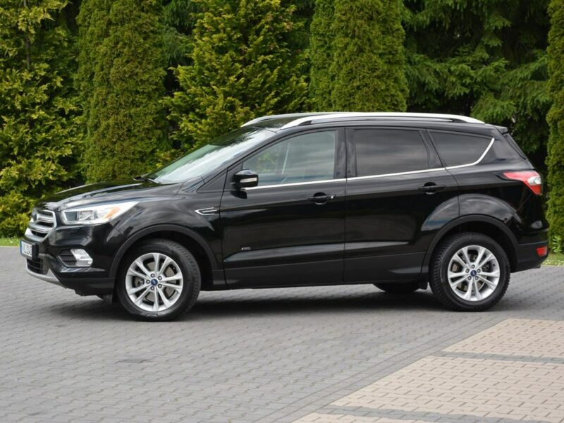 Ford Kuga Titanium 4WD Ledy Bi-xenon Skóry Navi Kamera Park Assist el.klapa II (2012-)