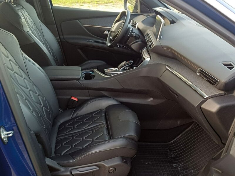 Peugeot 3008 1.6 Plug-in Hybrid wersja GT-Line Pełne wyposażenie II (2016-)