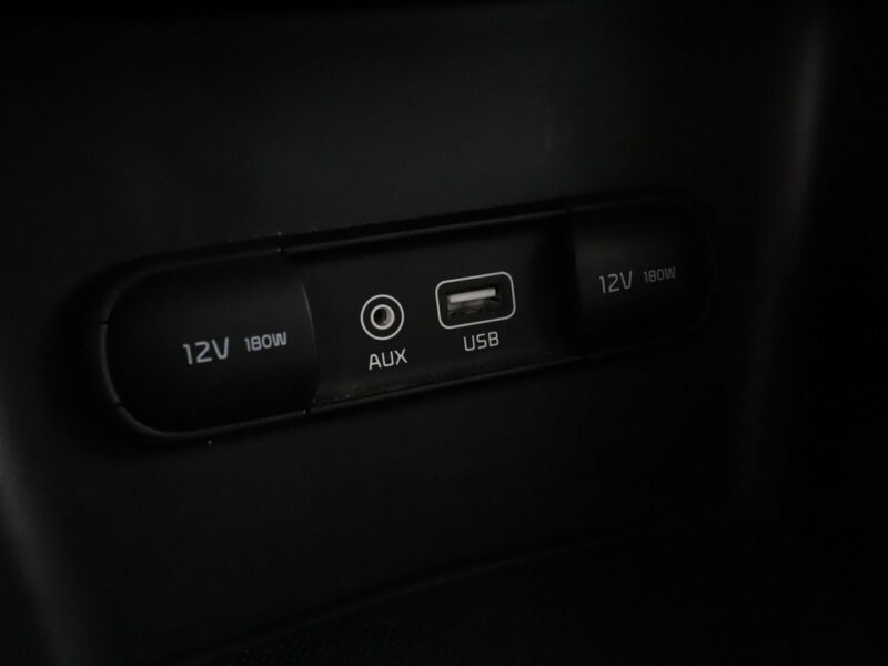 Kia Sportage navi klima auto kamera i czujniki parkowania hak IV (2016-2021)