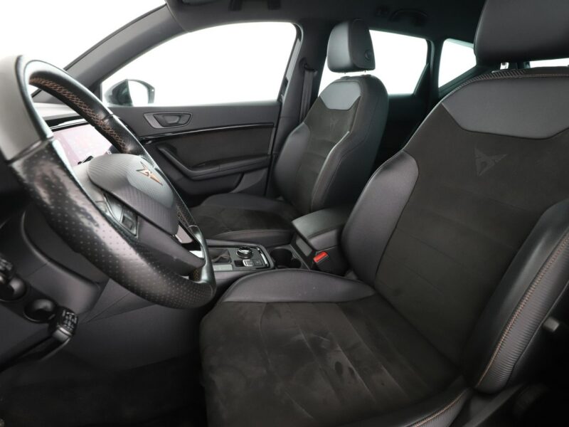 Cupra Ateca 4x4 DSG full LED virtual cocpit skóra/alcantara navi grzane fotele