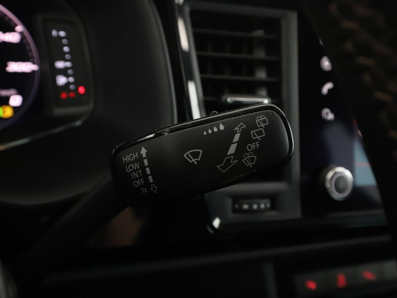 Cupra Ateca 4x4 DSG full LED virtual cocpit skóra/alcantara navi grzane fotele