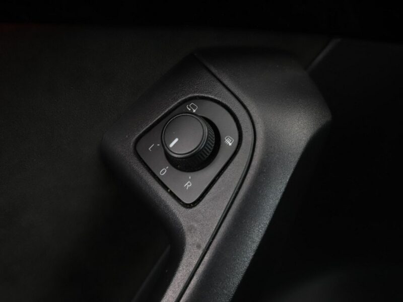 Cupra Ateca 4x4 DSG full LED virtual cocpit skóra/alcantara navi grzane fotele