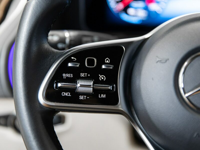 Mercedes EQC 400 4Matic. Salon PL. Bezwypadkowy. Gwarancja. FV23%.