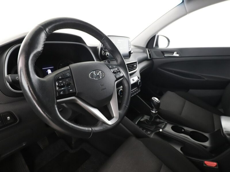 Hyundai Tucson 1.6 Advantage Klima Navi Tempomat Grzana Kierownica Fotele Kamera LED III (2015-2020)