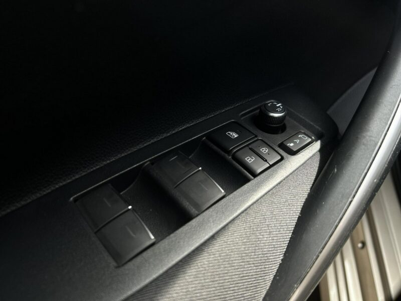 Toyota Corolla 1.6 VVTi 132KM COMFORT STYLE TECH, salon Polska, gwarancja E21 (2019-)