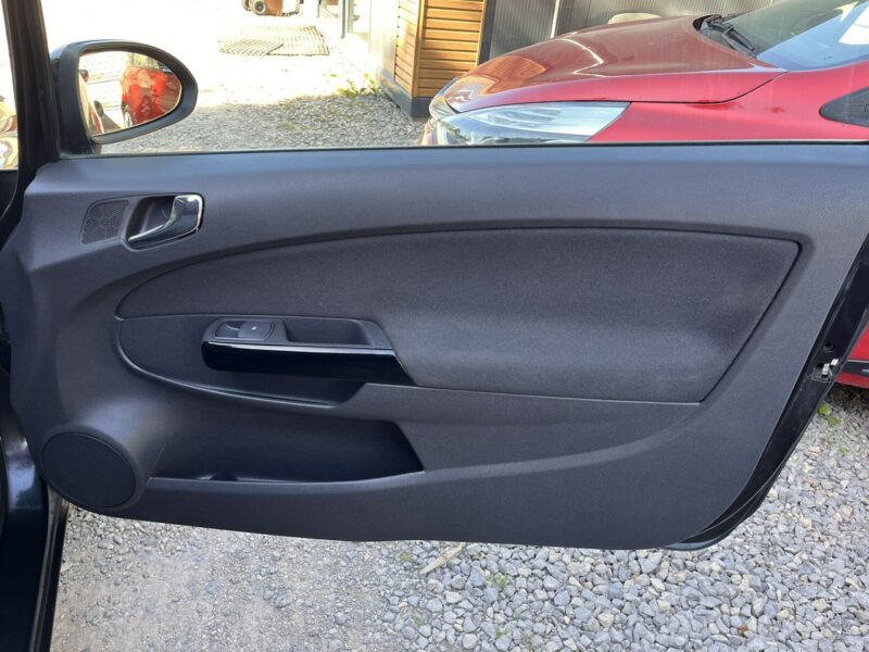 Opel Corsa 1.4 LIFT Klima El szyby Ks Serw Bez Rdzy ABS Stan BDD Bezwypadk Opł D (2006-2014)