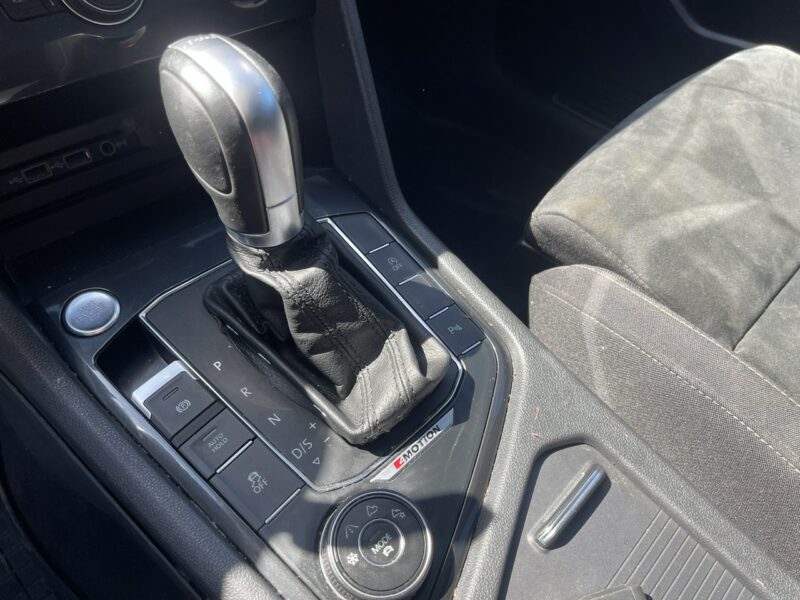 Volkswagen Tiguan 4Motion Automat Kamera Podgrzewanie Virtual 240KM II (2016-2024)