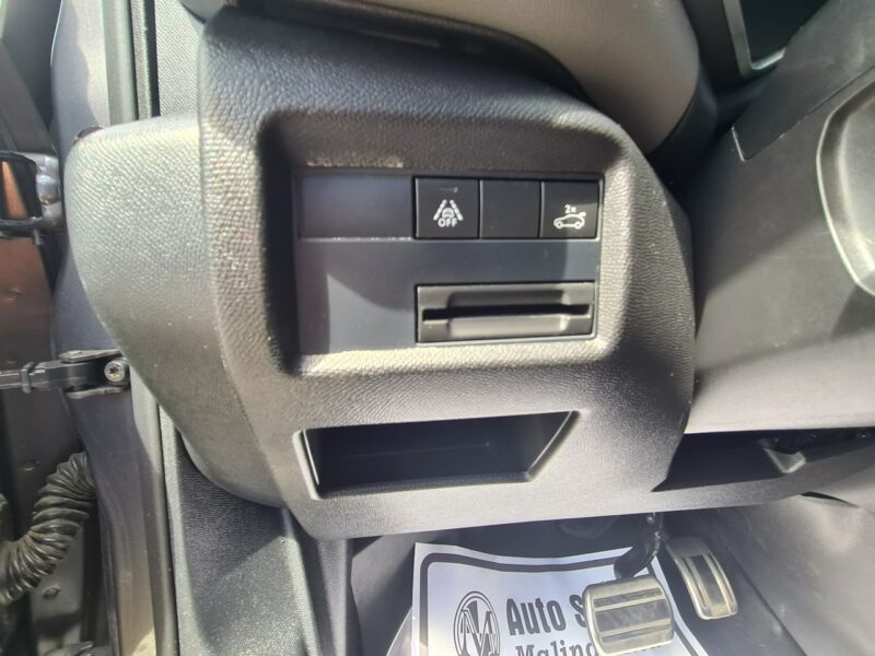Citroen C5 Aircross Szyberdach Navi Kamera 2xPDC El.Klapa Full Led Półskóry Radar Asystent