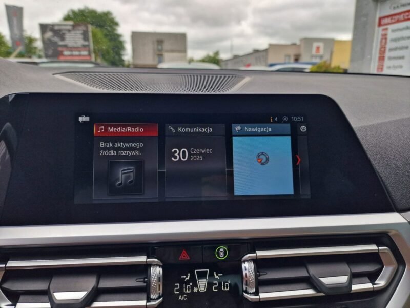 BMW 330 2.0 Benzyna Turbo 258 KM, Automat, Full Led, Skóra, Kamera, Bluetooth G20 (2019-)