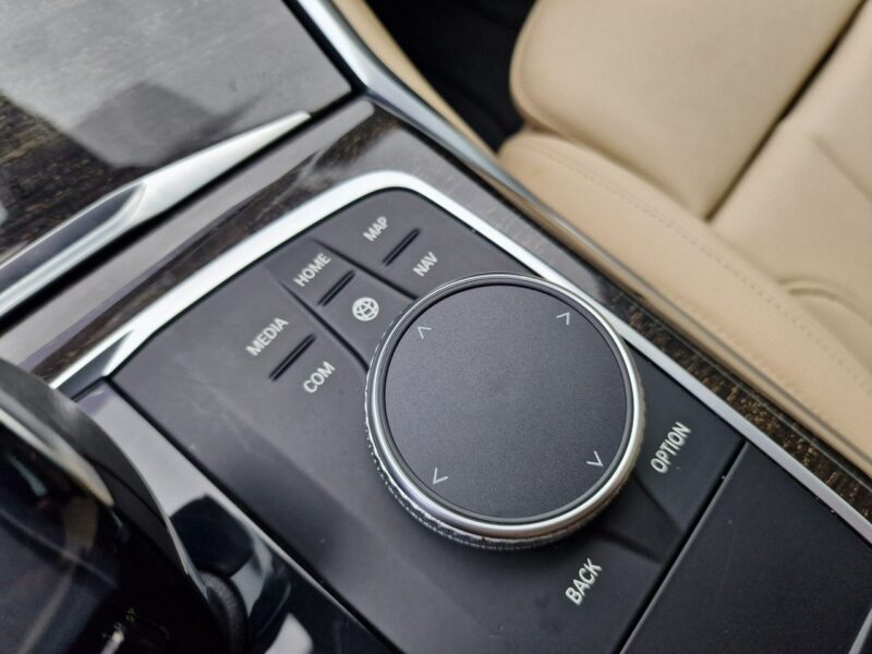 BMW 330 2.0 Benzyna Turbo 258 KM, Automat, Full Led, Skóra, Kamera, Bluetooth G20 (2019-)