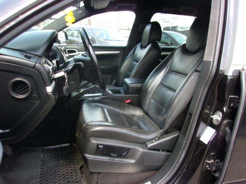 Porsche Cayenne LPG 4X4 Manual Klimatronic 2-stref, PDC przód tył, Reduktor I (2002-2010)