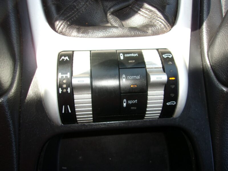 Porsche Cayenne LPG 4X4 Manual Klimatronic 2-stref, PDC przód tył, Reduktor I (2002-2010)
