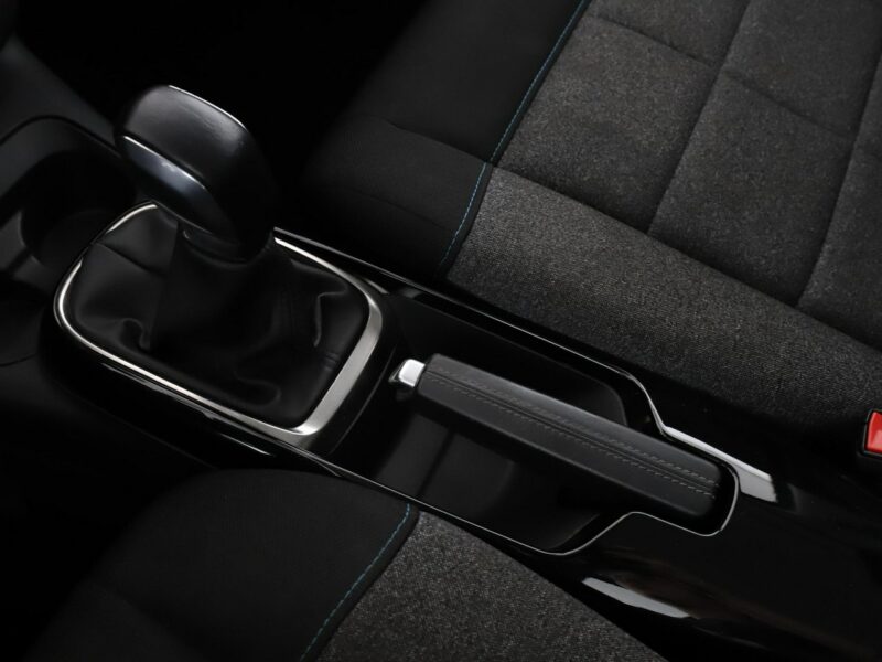Citroen C4 Cactus panorama navi PDC tempomat Bluetooth I (2014-)