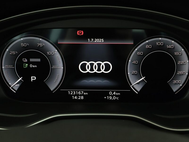 Audi Q5 FV23% S-Line PHEV 50TFSIe quattro S-Tronic virtual grzane fotele PDC-k FY (2017-)