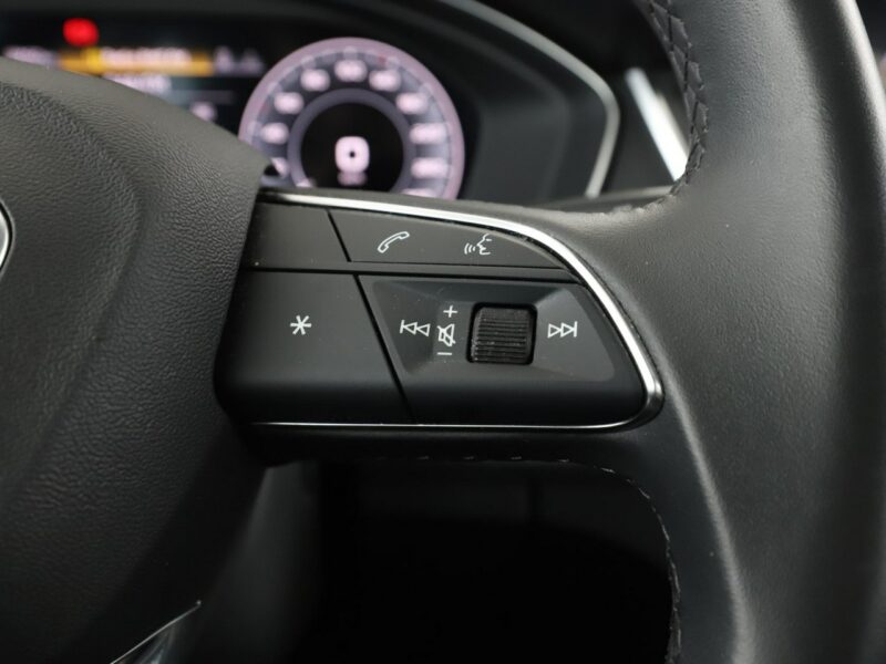 Audi Q5 FV23% S-Line PHEV 50TFSIe quattro S-Tronic virtual grzane fotele PDC-k FY (2017-)