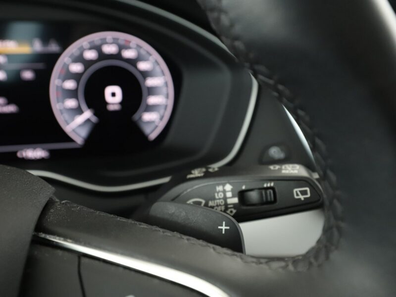 Audi Q5 FV23% S-Line PHEV 50TFSIe quattro S-Tronic virtual grzane fotele PDC-k FY (2017-)