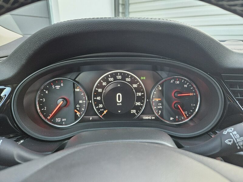 Opel Insignia 2.0 CDTI 170KM automat LED skóry BEZWYPADEK bdb wyposażenie ZADBANY B (2017-)