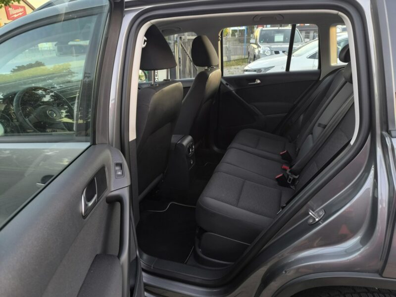 Volkswagen Tiguan 2.0TDi Lift Klimatyzacja Parktronic I (2007-2016)