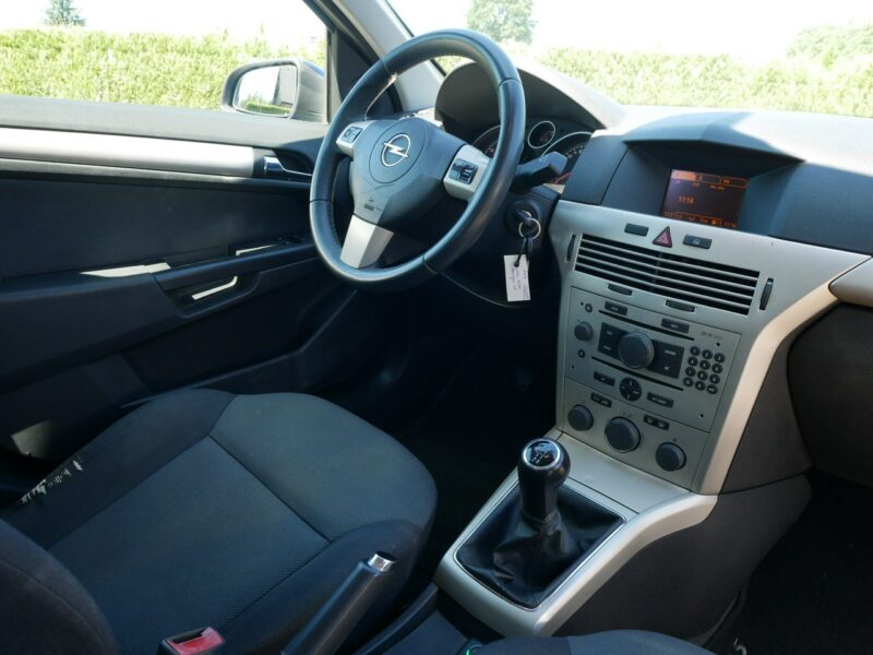 Opel Astra III 1.6 105M Kombi Gaz LPG -1 Wł od 5 lat +Koła zimowe -Zobacz H (2004-2014)