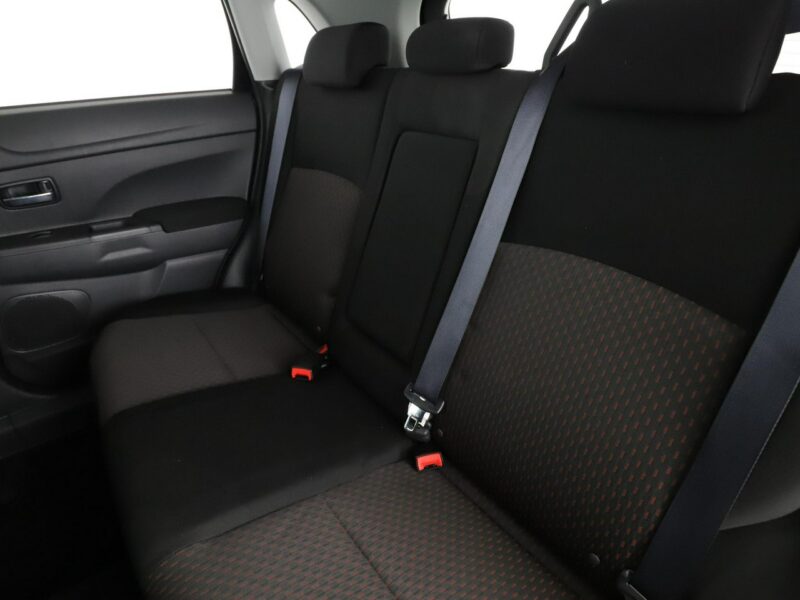 Mitsubishi ASX 1.6 Edition 100+ Klima Nawigacja Tempomat Grzane Fotele Xenon Kamera