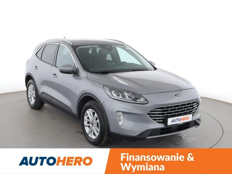 Ford Kuga 4x4 automat full LED navi klima auto kamera i czujniki parkowania III (2019-)
