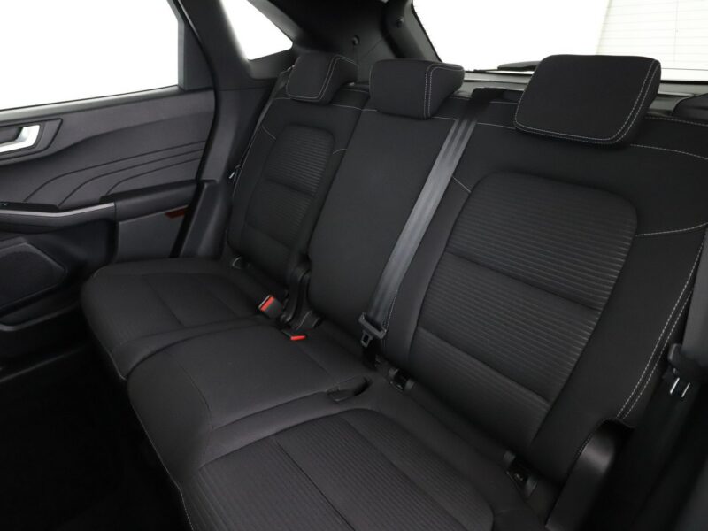 Ford Kuga 4x4 automat full LED navi klima auto kamera i czujniki parkowania III (2019-)