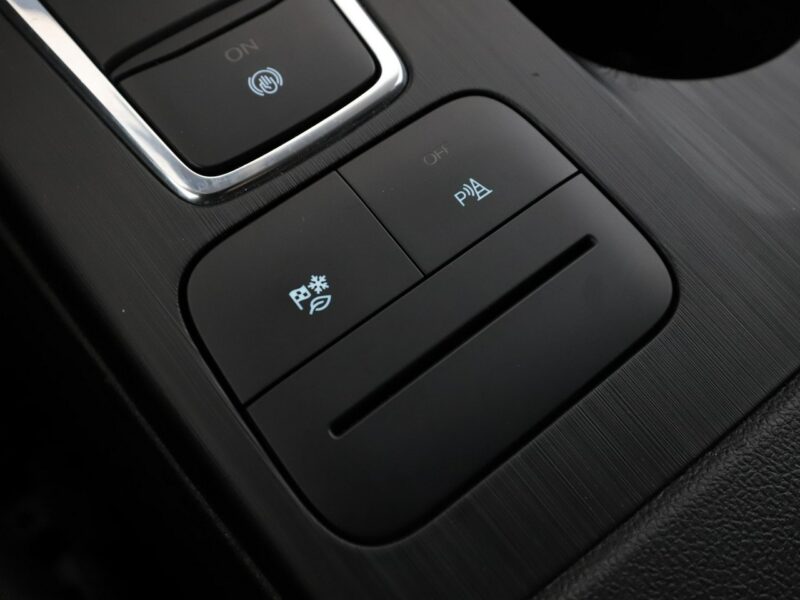 Ford Kuga 4x4 automat full LED navi klima auto kamera i czujniki parkowania III (2019-)